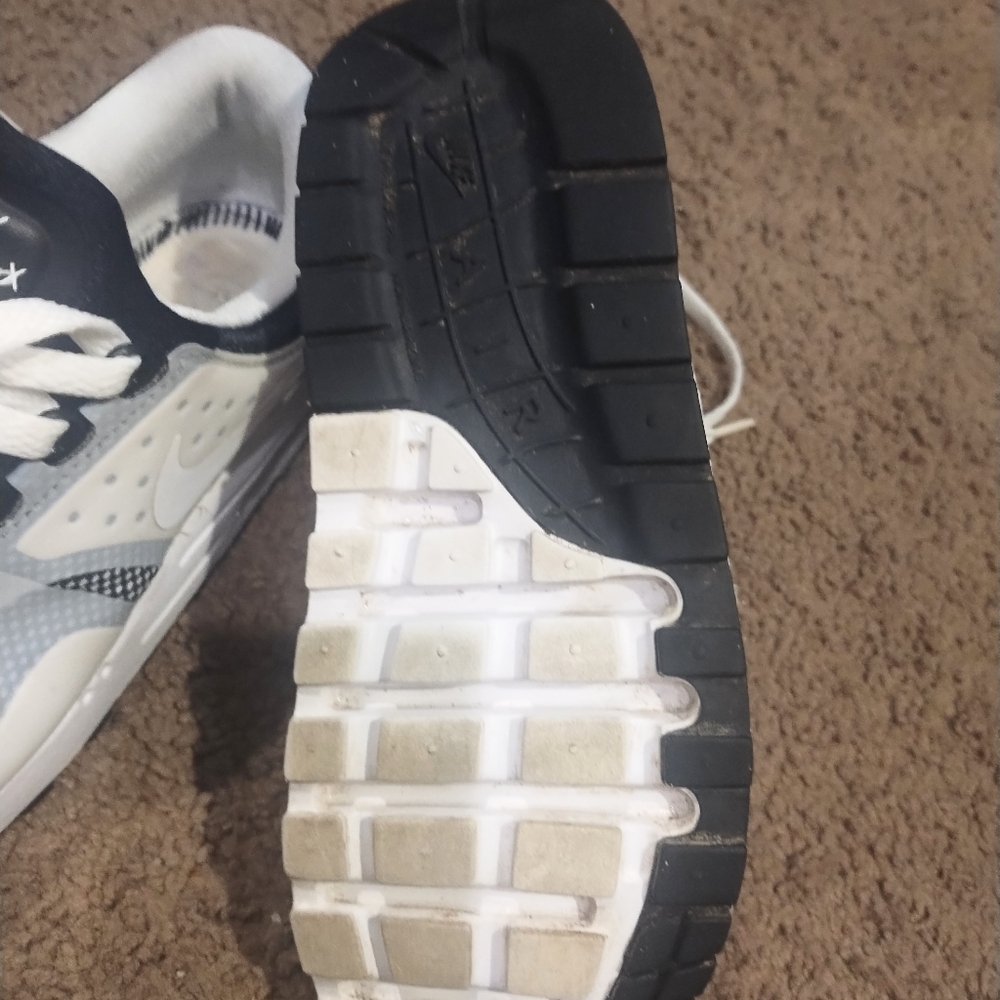 Air Max - Picture 6 of 7